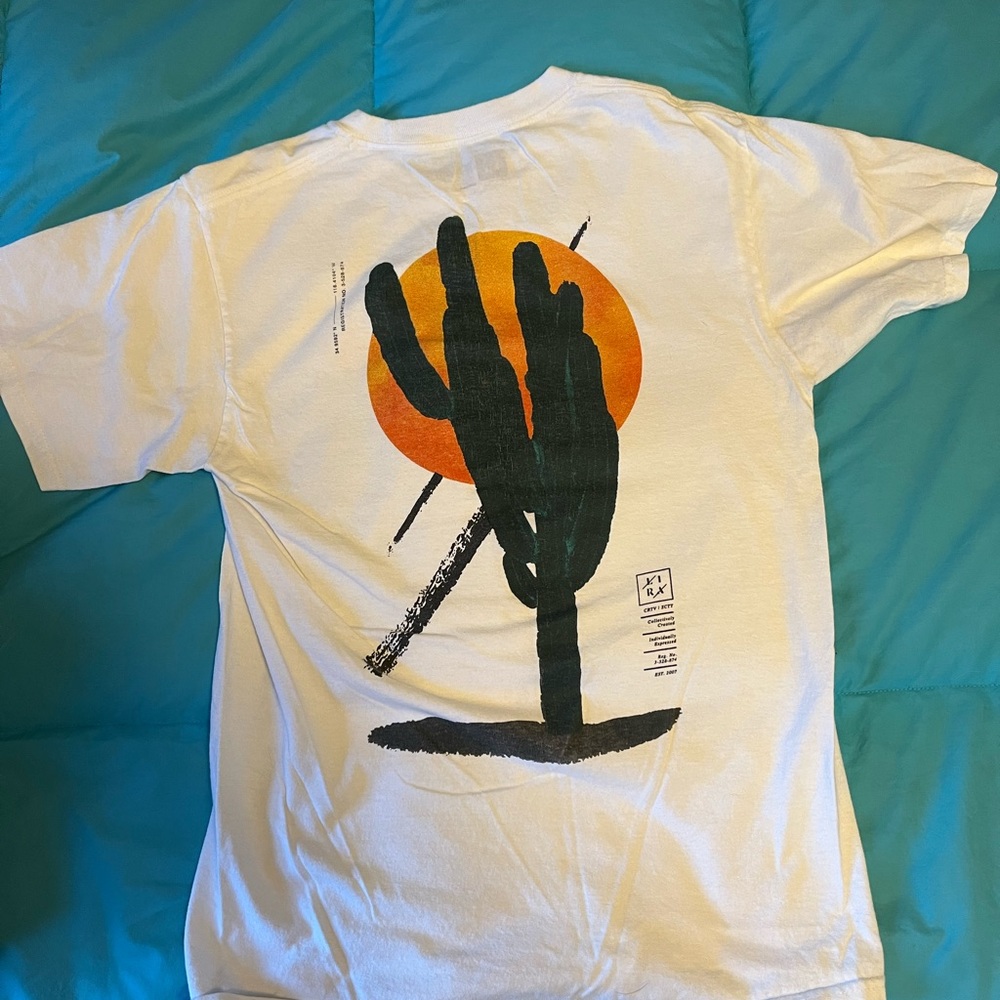 LIRA t shirt